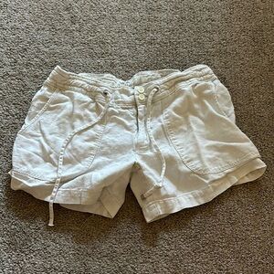 brand is Shinestar, they are size small, women’s. I’m selling bc I outgrew them